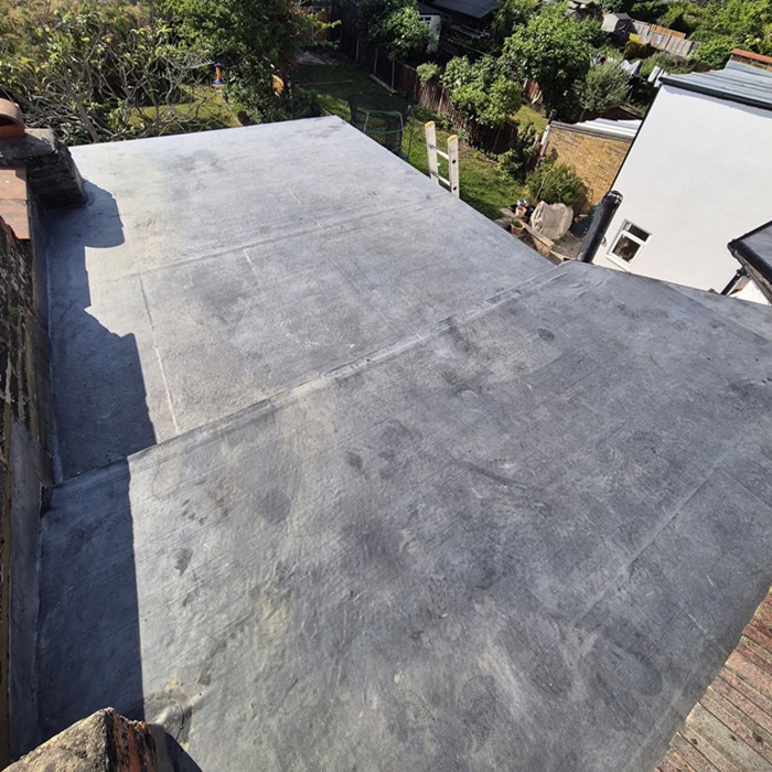 New rubber flat roof